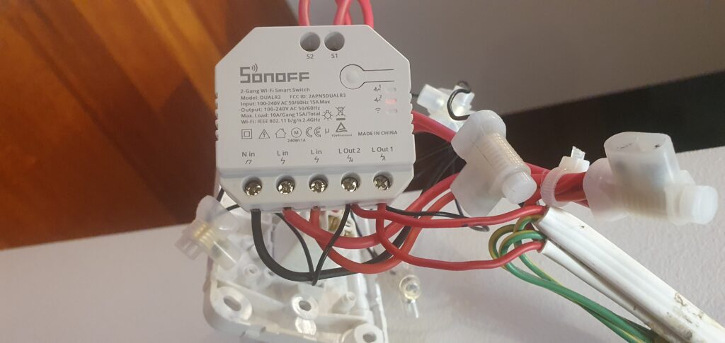 ESP32 SonOff Dual R3 Schematics. - Let's Control It